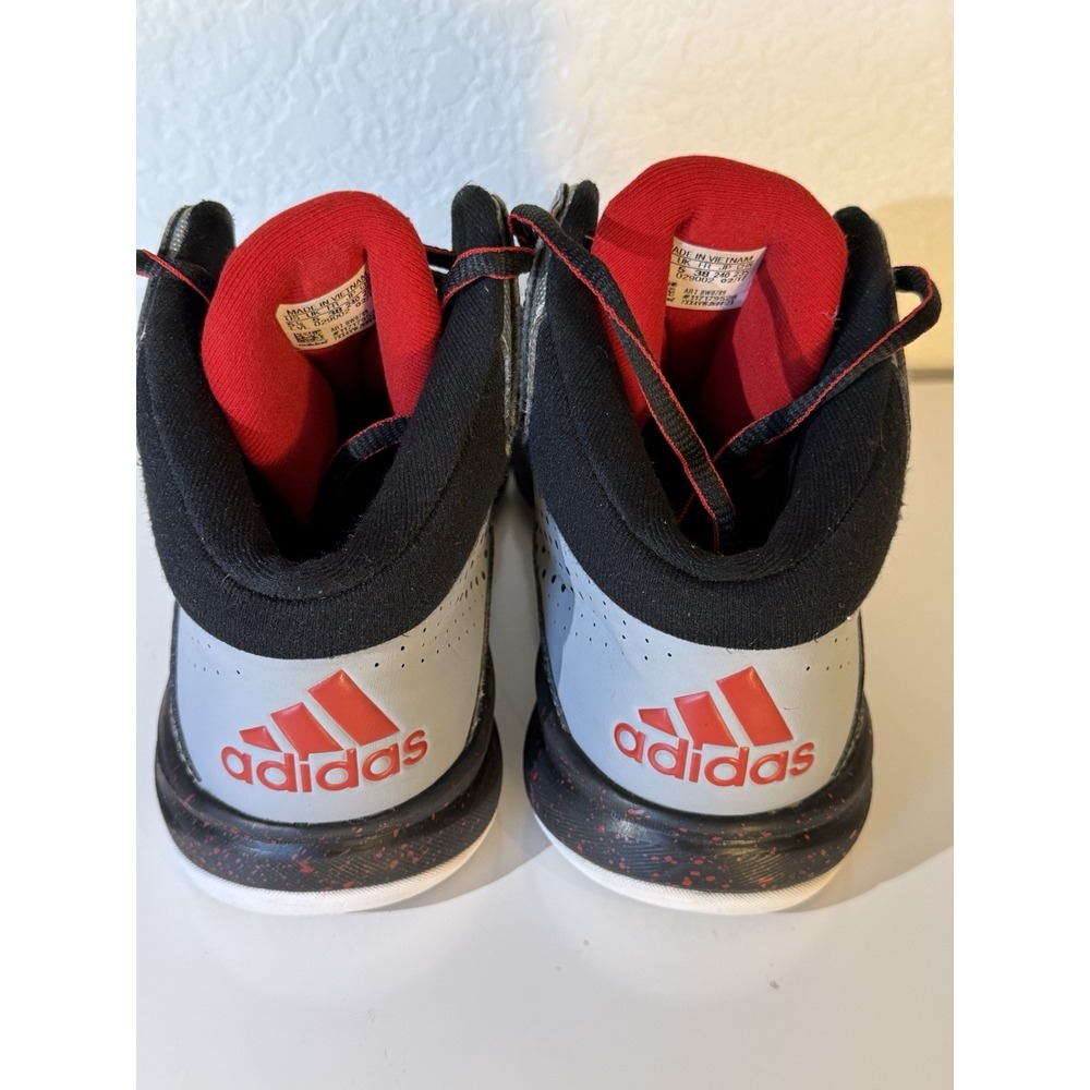 Adidas Basketball Shoes Sneakers Size 5.5 LVL029002 Gray, Red, Black - Picture 2 of 5